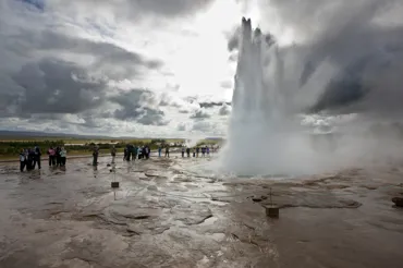 Strokkur Geysir.jpg