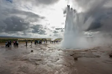 Strokkur  Geysir.jpg